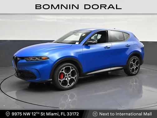 Blue Metallic 2024 Alfa Romeo Tonale Veloce