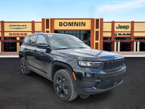 2025 Jeep Grand Cherokee Laredo