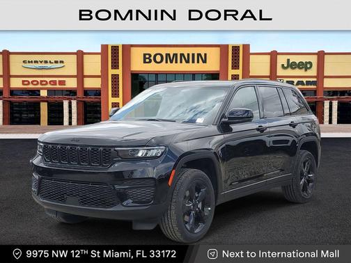 2025 Jeep Grand Cherokee Laredo