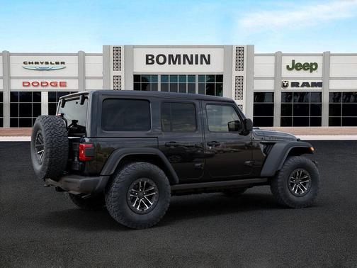 Black Clearcoat 2026 Jeep Wrangler 392