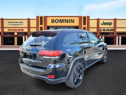 2021 Jeep Grand Cherokee Laredo