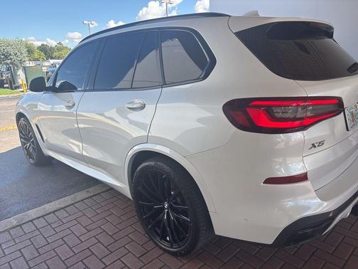 2022 BMW X5 sDrive40i