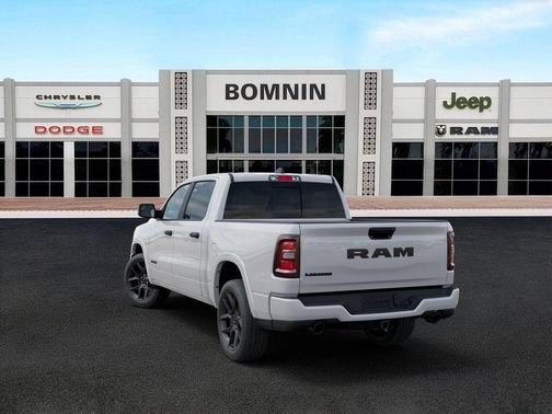 Bright White Clearcoat 2026 RAM 1500 Laramie