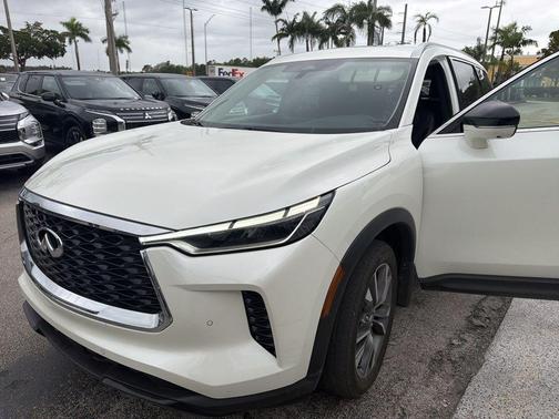 2024 INFINITI QX60 Luxe