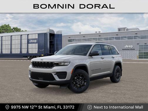 2025 Jeep Grand Cherokee Laredo