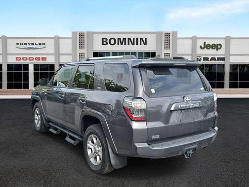 2022 Toyota 4Runner SR5