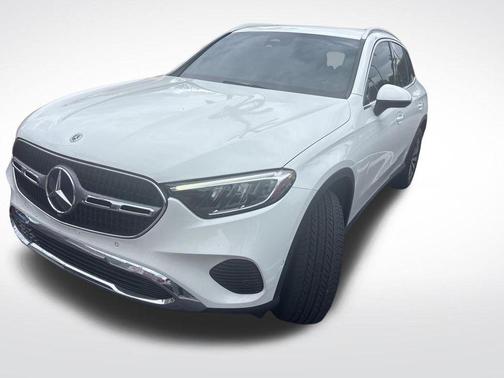 White 2024 Mercedes-Benz GLC 300 Base