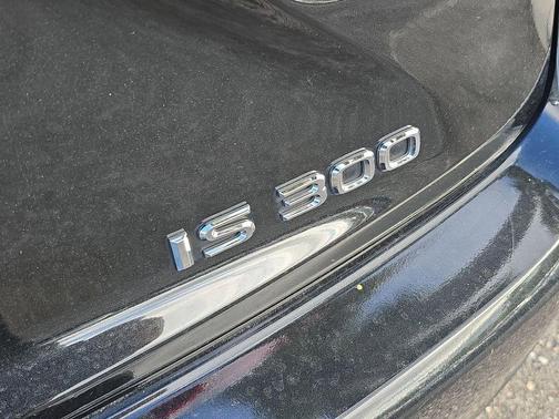 2018 Lexus IS 300 Base