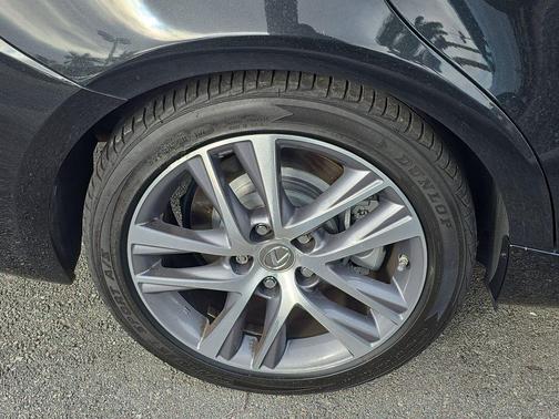 2018 Lexus IS 300 Base