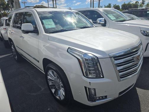 2018 Cadillac Escalade Platinum