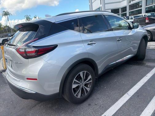 2022 Nissan Murano SV