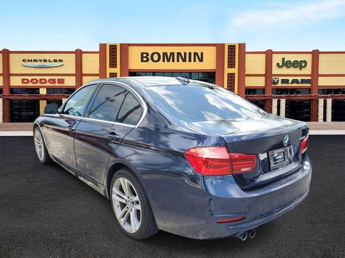 2017 BMW 330 i