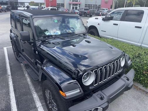 2024 Jeep Wrangler Sahara