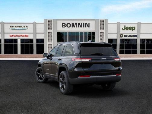 Diamond Black 2026 Jeep Grand Cherokee Limited