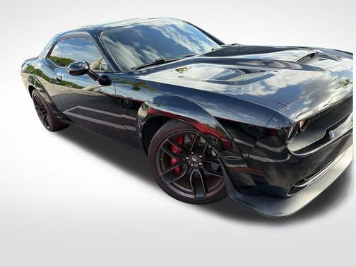 Pitch Black Clearcoat 2019 Dodge Challenger R/T Scat Pack