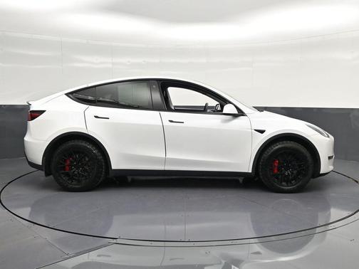 White 2021 Tesla Model Y Performance
