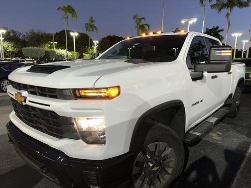 2024 Chevrolet Silverado 2500 Custom