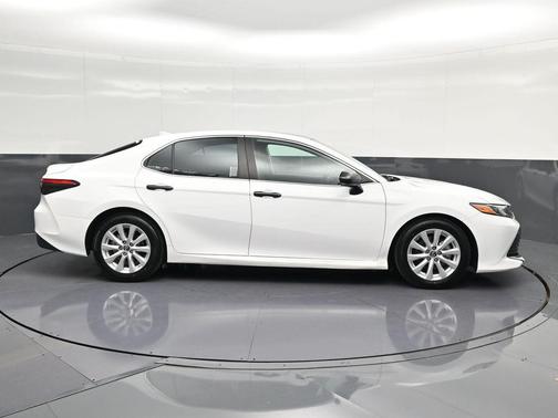 Super White 2019 Toyota Camry LE
