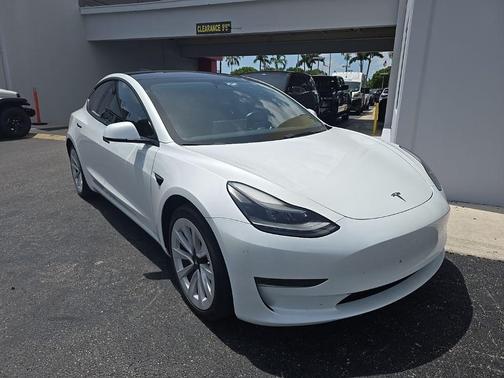 2023 Tesla Model 3 Base