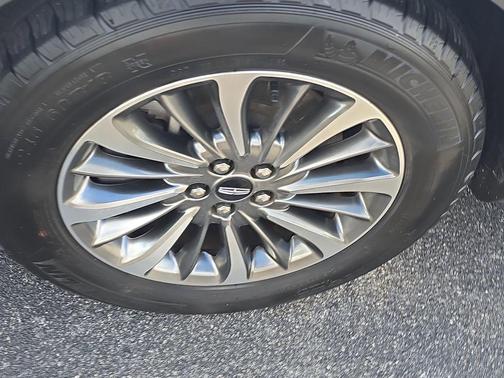 2023 Lincoln Nautilus Standard