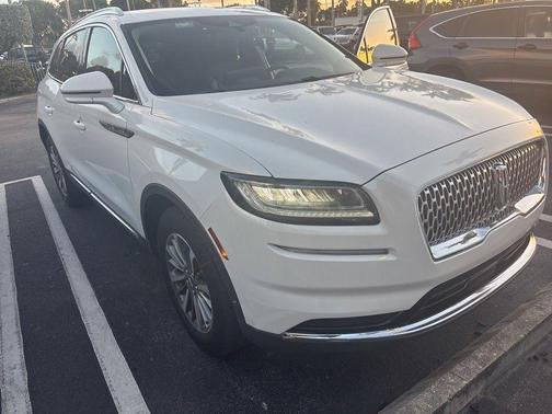 2023 Lincoln Nautilus Standard