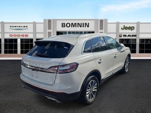 2023 Lincoln Nautilus Standard