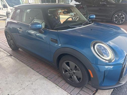 2024 MINI Hardtop Cooper