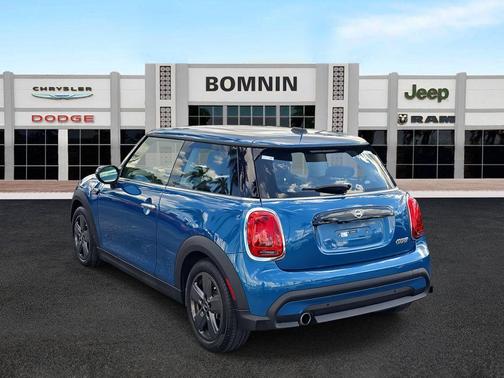 2024 MINI Hardtop Cooper