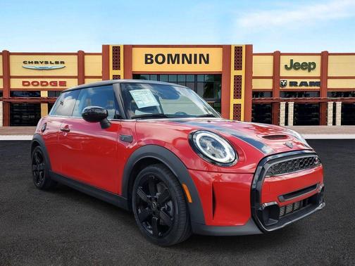 2023 MINI Hardtop Cooper