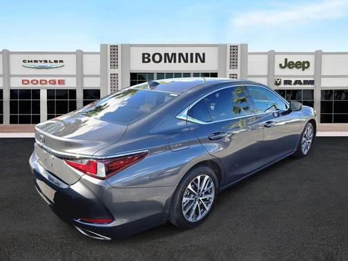 2023 Lexus ES 350 Base