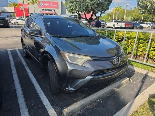 2018 Toyota RAV4 LE