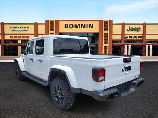 2025 Jeep Gladiator Sport
