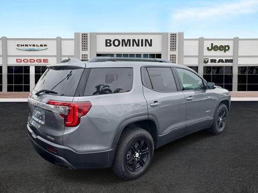 2021 GMC Acadia AT4