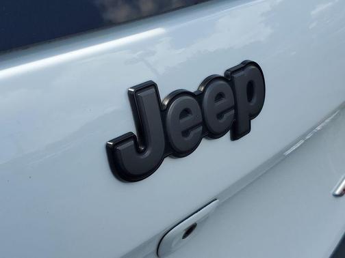 2018 Jeep Cherokee Trailhawk