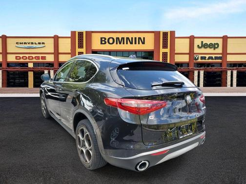 2018 Alfa Romeo Stelvio Base