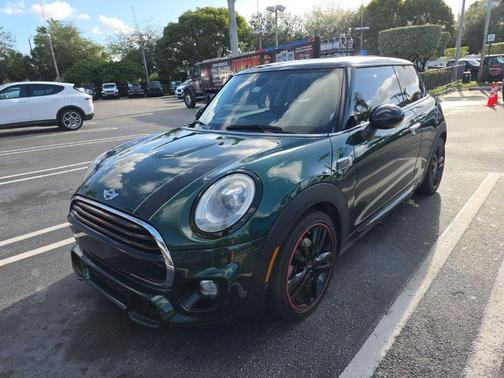 2016 MINI Hardtop Cooper