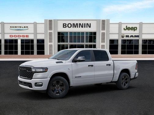 Bright White Clearcoat 2026 RAM 1500 Big Horn/Lone Star