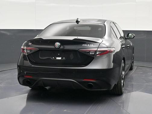 2024 Alfa Romeo Giulia Veloce