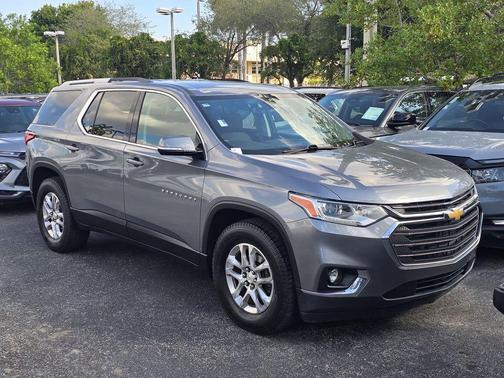 2018 Chevrolet Traverse LT Cloth