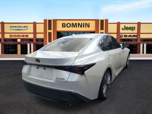 2023 Lexus IS 300 Base