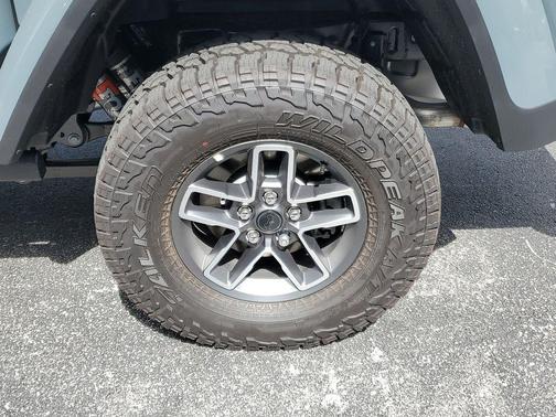 2025 Jeep Gladiator Mojave