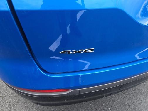 Hydro Blue Pearlcoat 2025 Jeep Wagoneer S Limited