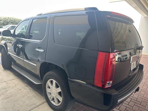 2014 Cadillac Escalade Base