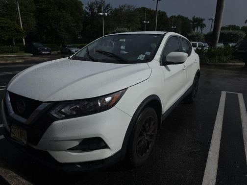 2020 Nissan Rogue Sport S