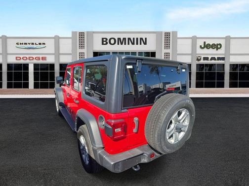 2022 Jeep Wrangler Unlimited Sport