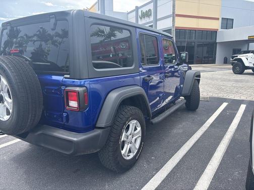 2018 Jeep Wrangler Unlimited Sport