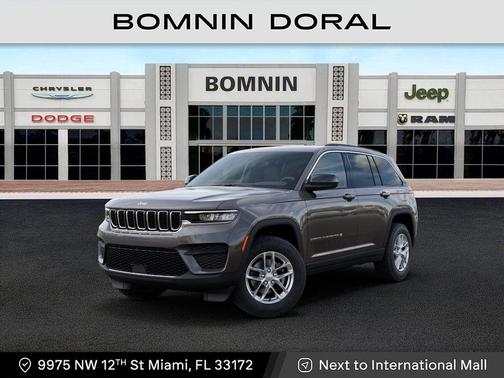 Metallic 2026 Jeep Grand Cherokee Laredo