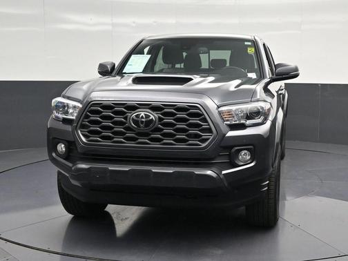 Magnetic Gray Metallic 2022 Toyota Tacoma TRD Sport