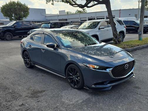 2024 Mazda Mazda3 Carbon Edition