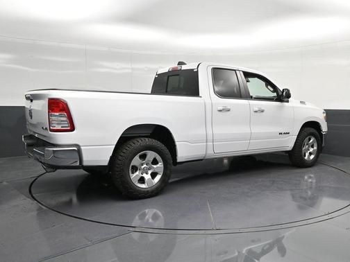 Bright White Clearcoat 2020 RAM 1500 Big Horn